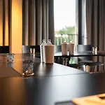 Freshsuites & Bar