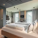 Freshsuites & Bar Hotel Dachau