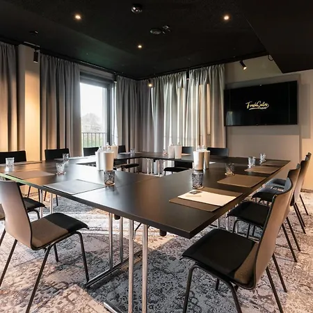 Hotel Freshsuites & Bar Dachau
