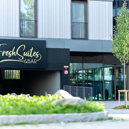 Hotel Freshsuites & Bar 3*