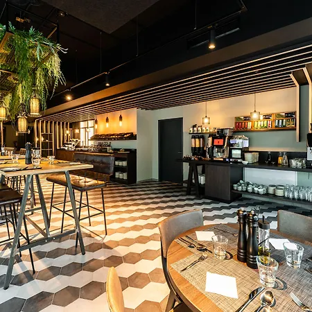 Hotel Freshsuites & Bar Dachau
