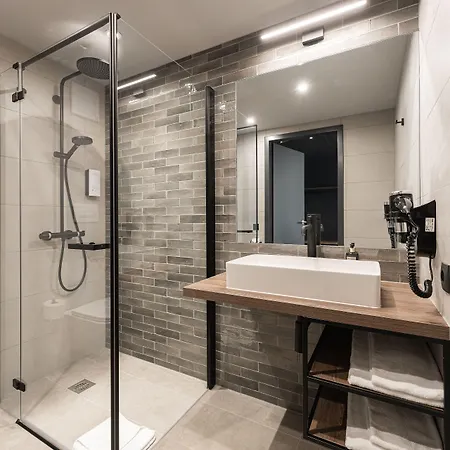 Hotel Freshsuites & Bar Dachau