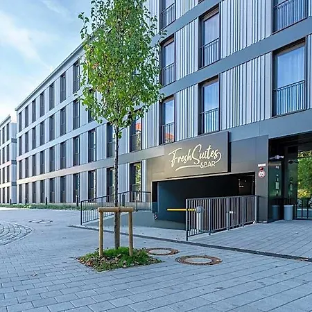 Hotel Freshsuites & Bar 3*