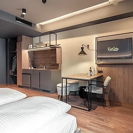 Freshsuites & Bar Hotel Dachau