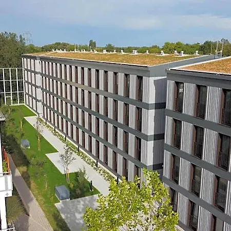 Freshsuites & Bar Hotel 3*