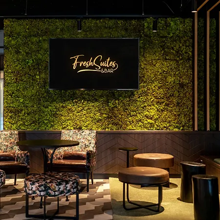 Freshsuites & Bar Hotel