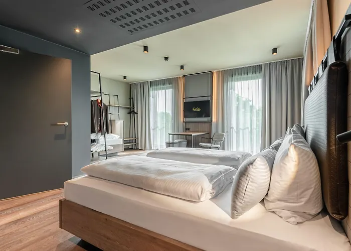 Freshsuites & Bar Hotel Dachau